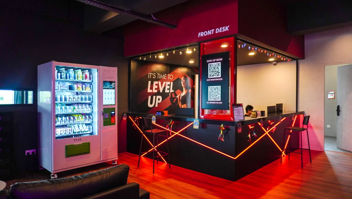 Level Up Fitness Kota Samarahan front desk