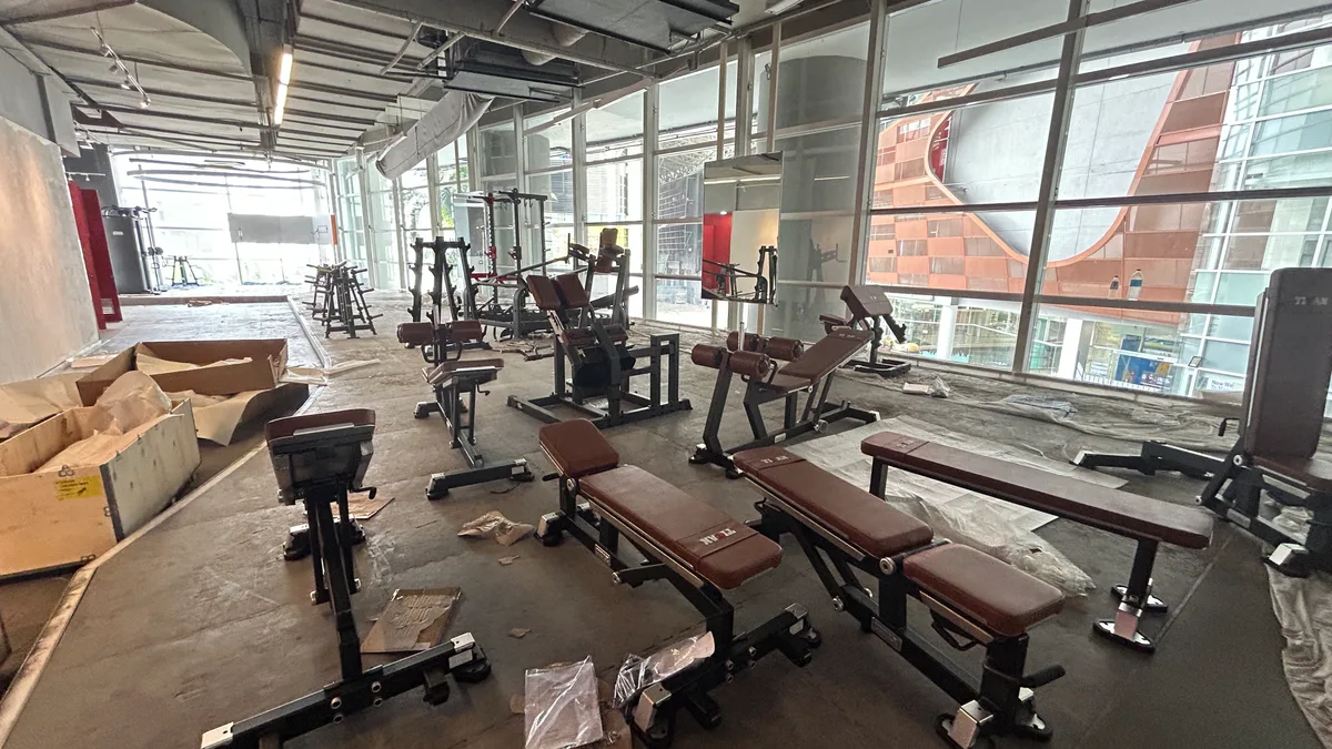 Level Up Fitness Paradigm Mall - photo 2