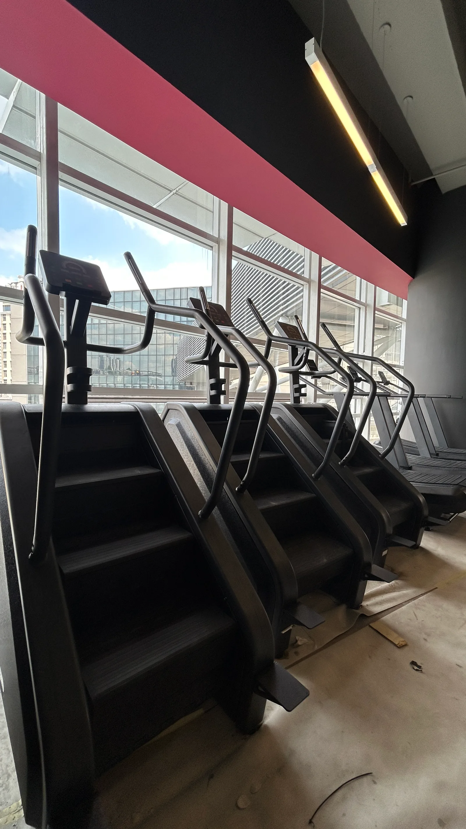 Level Up Fitness Paradigm Mall